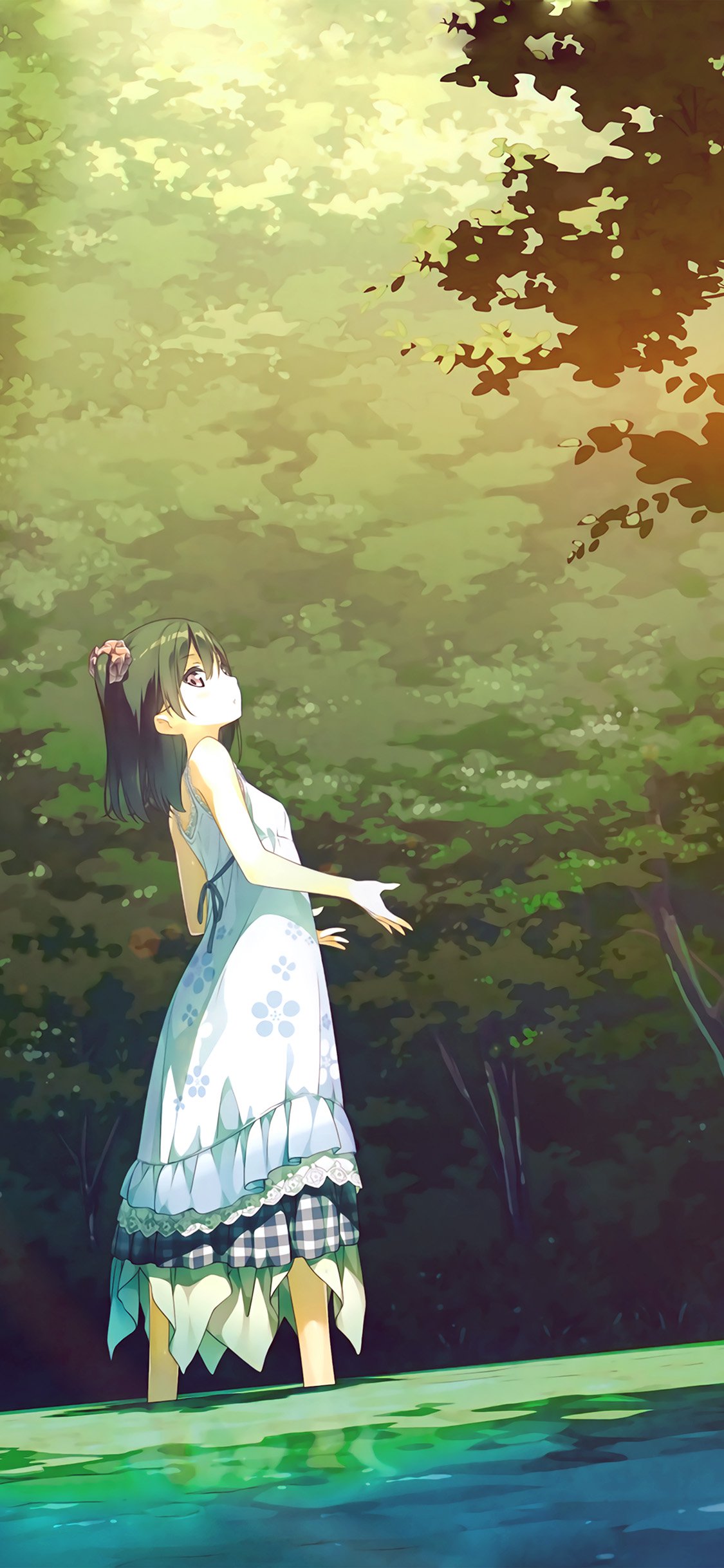 森林里仰望天空的动漫女孩背景 小清新壁纸