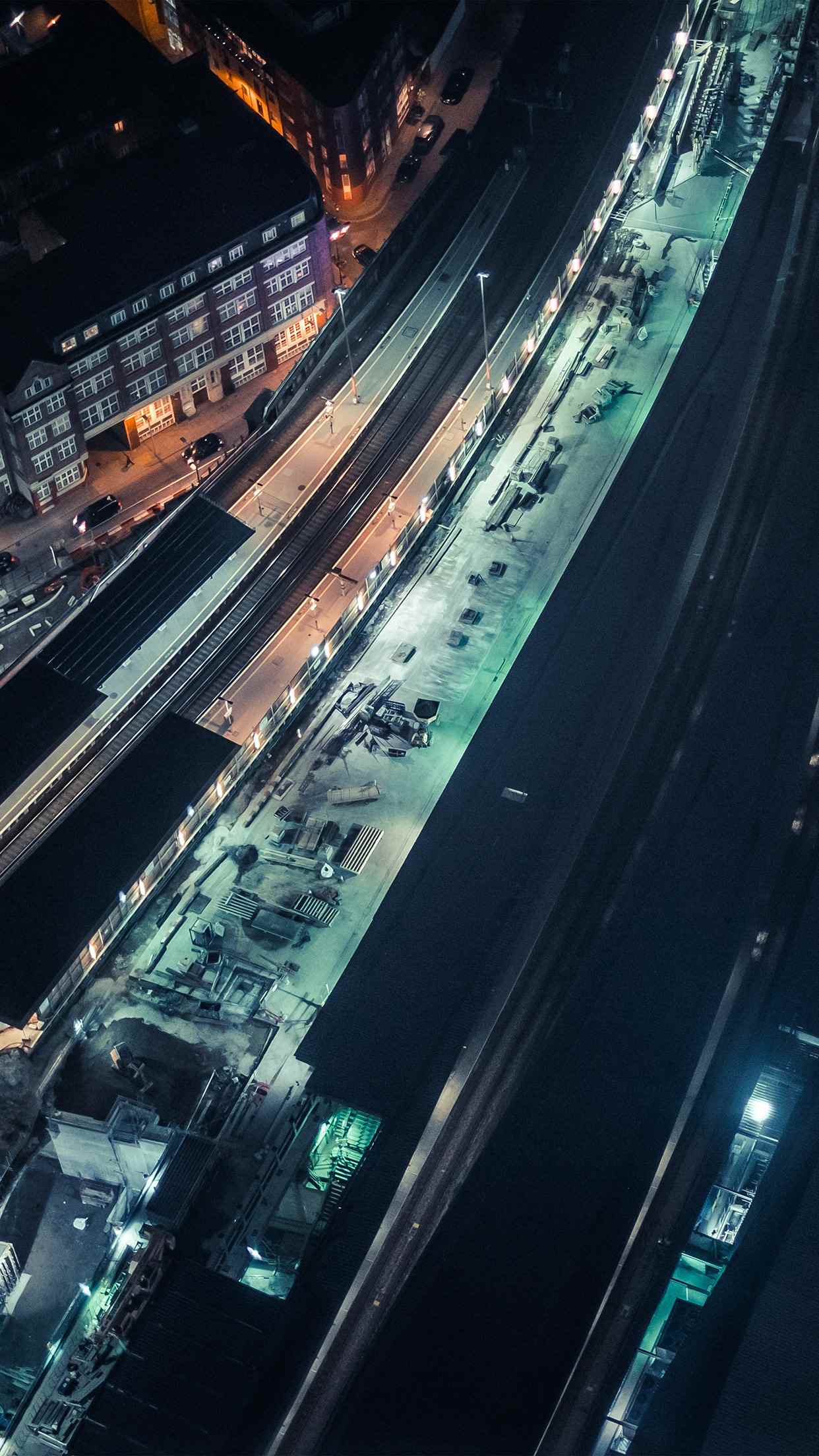 都市下的夜景航拍手机图片