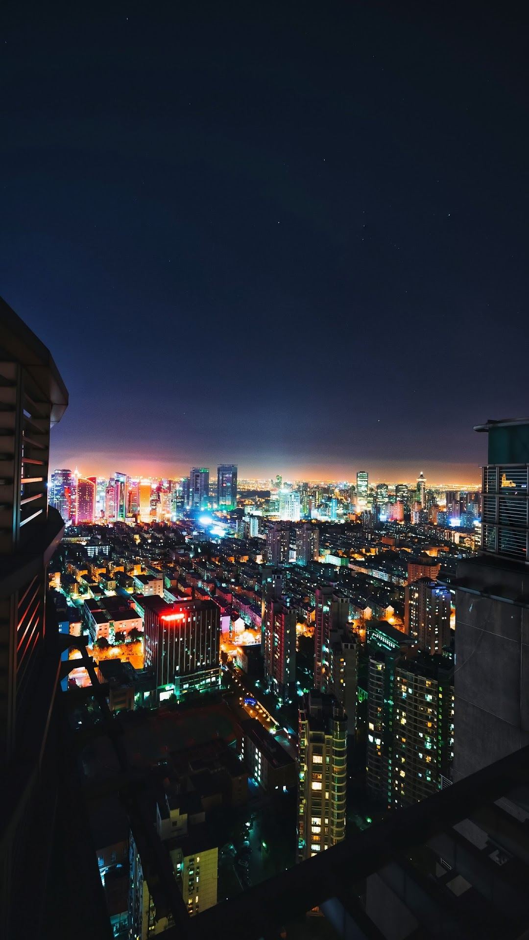 灯火璀璨的城市夜景高清手机壁纸